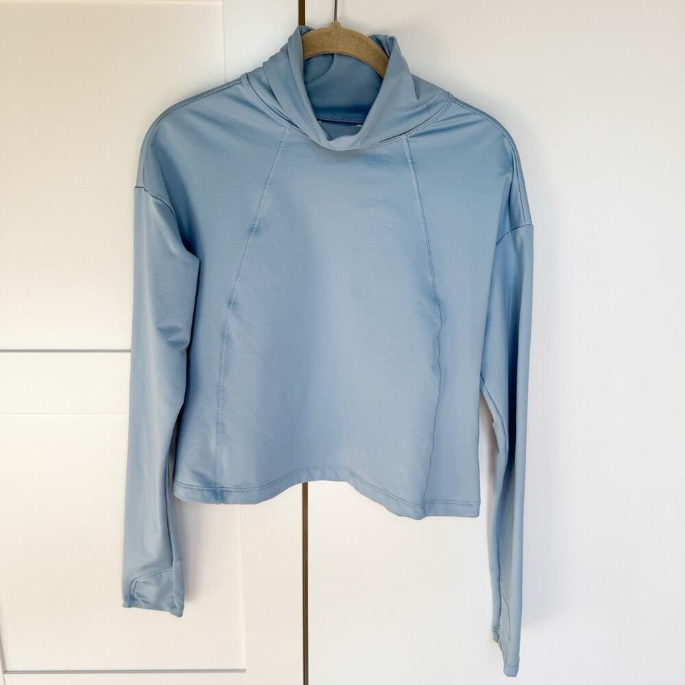 ATHLETA Whistler Mock Neck Cropped Top Womens XS Blue Long Sleeve Athleisure Gym